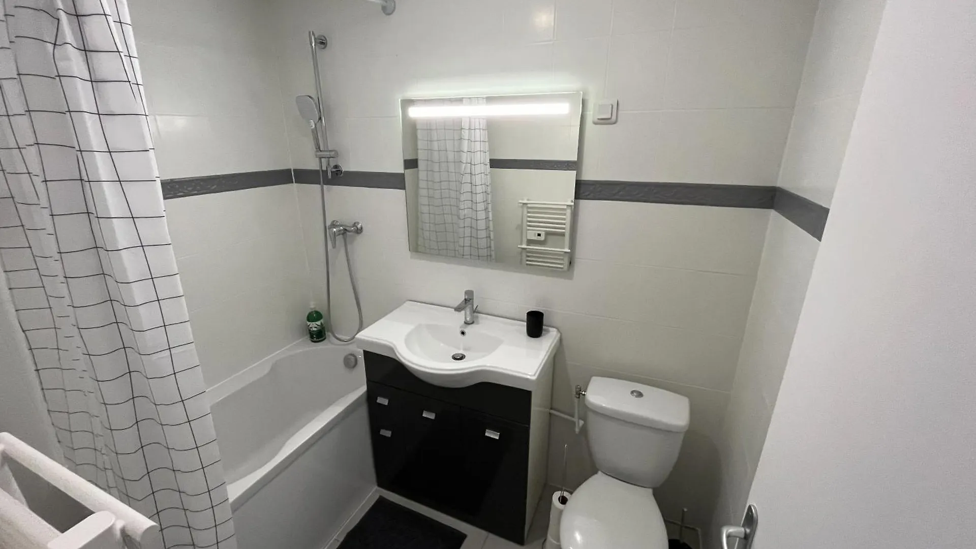 Grand Duplex Avec Billard Apartment Villeneuve-Tolosane