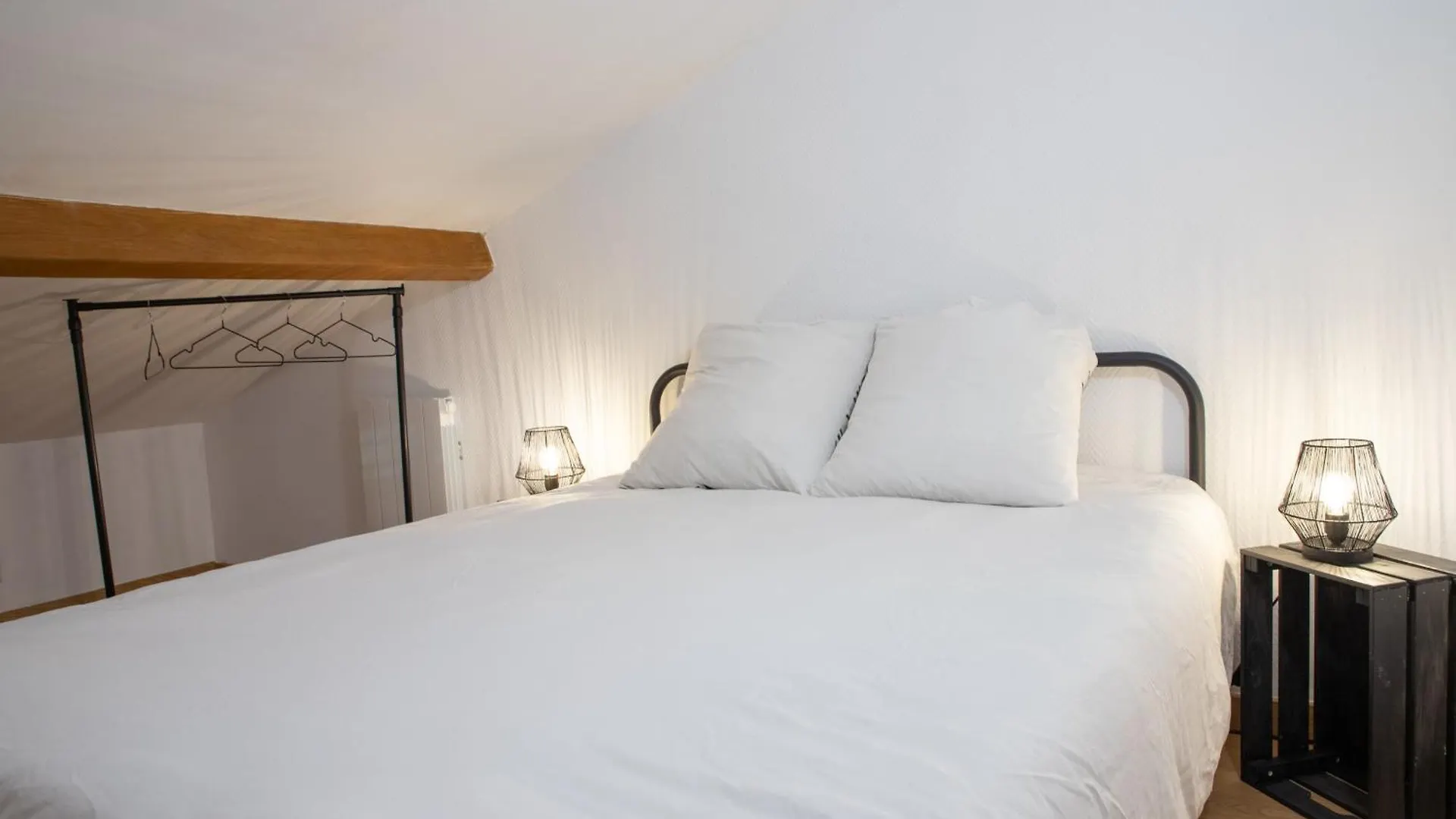 Grand Duplex Avec Billard Apartment Villeneuve-Tolosane 0*,